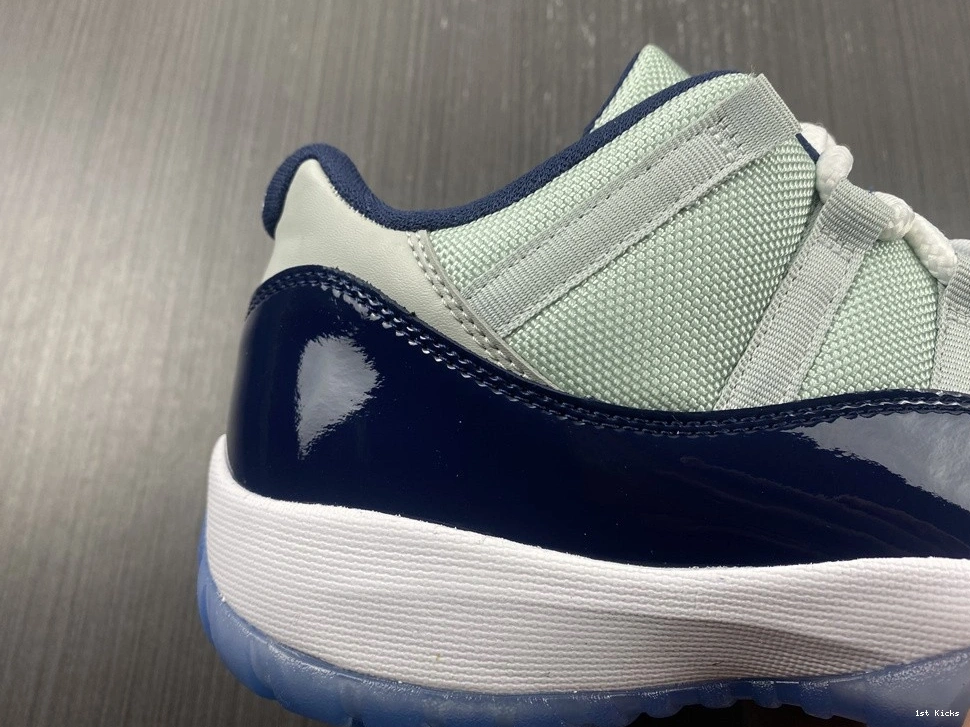 Retro 11 Georgetown 528895-007 - Jordan Low 0417